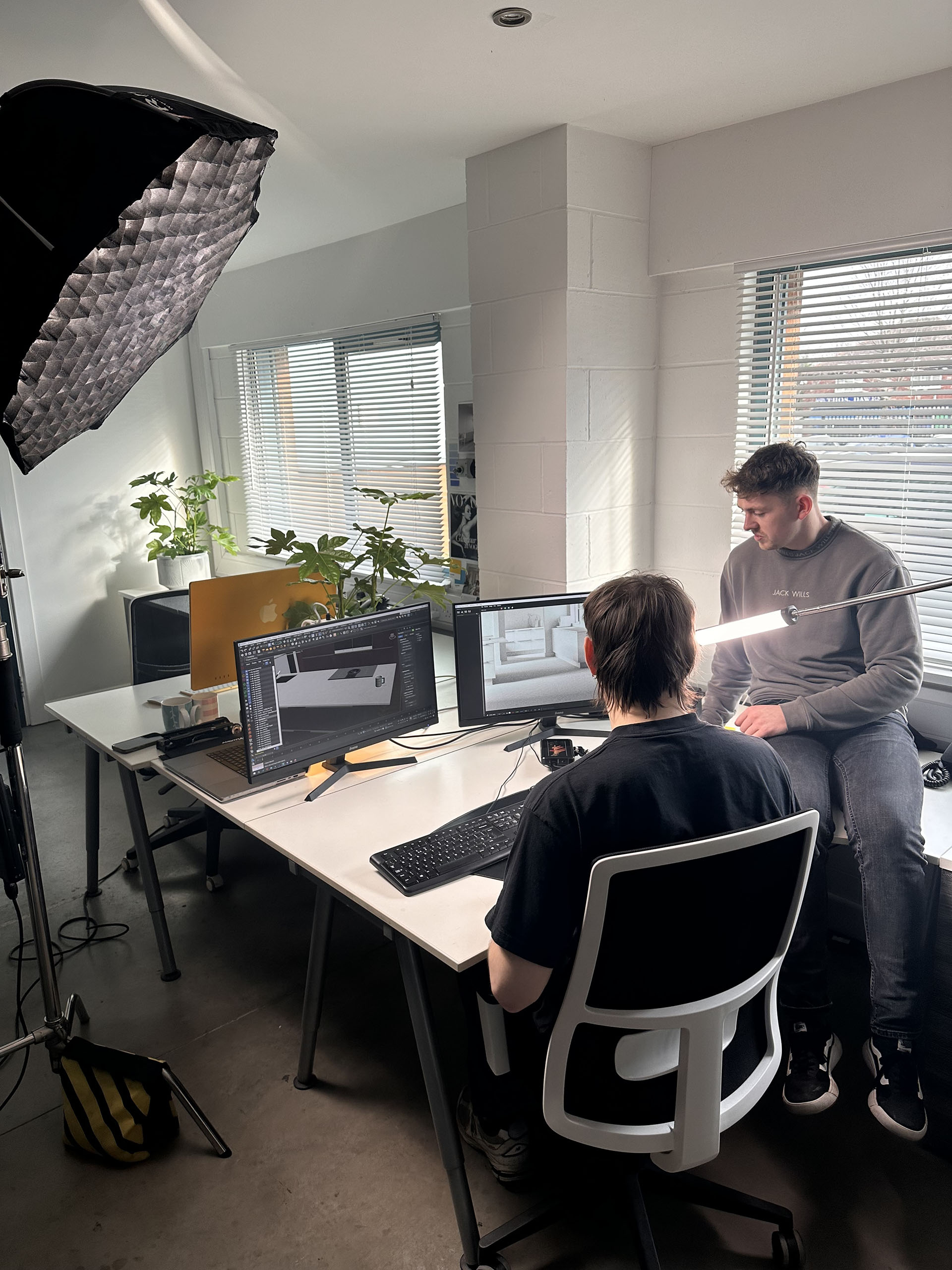 Cyan Studios - Advert